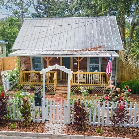 Garden Views in Lincolnville Walk DT Dogs OK